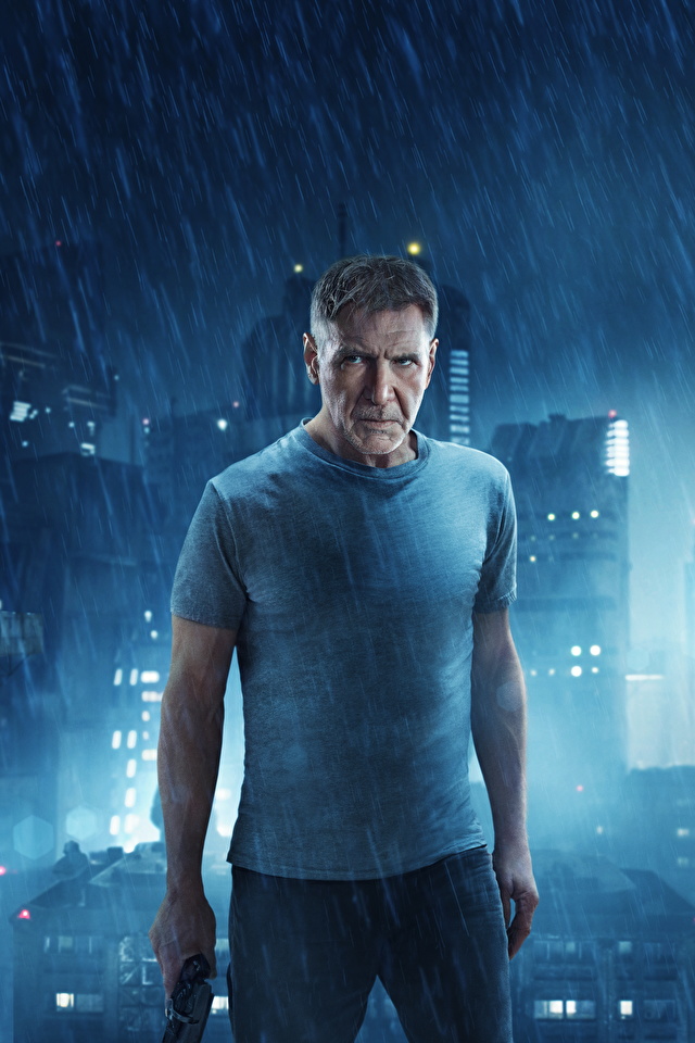 Harrison Ford en tant que Rick Deckard sous la pluie